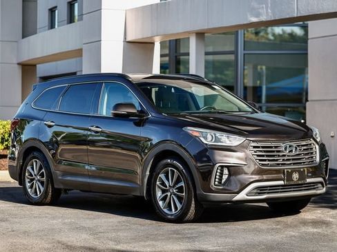 Used 2018 Hyundai Santa Fe SE w/ SE Premium Package 02 FWD image 1