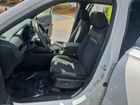 Used 2024 Honda CR-V Sport image 15