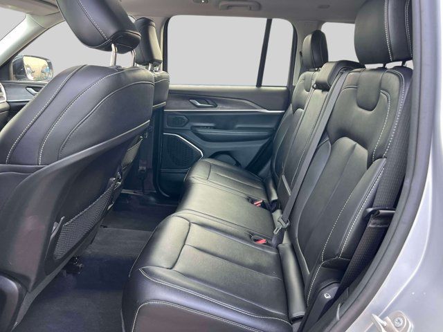 Used 2023 Jeep Grand Cherokee 4WD 4xe w/ MOPAR Finishing Package image 12