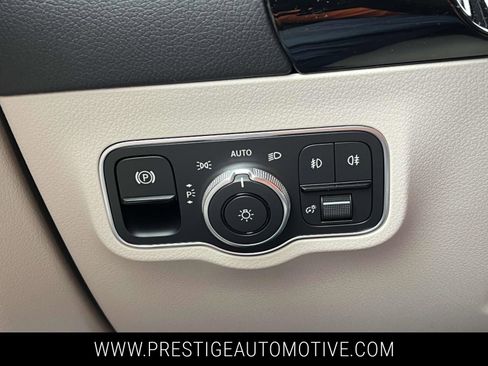 Used 2025 Mercedes-Benz GLA 250 4MATIC image 29