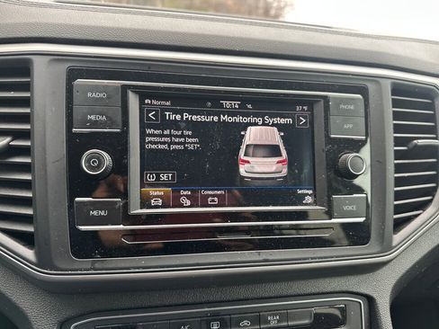 Certified 2021 Volkswagen Atlas S image 9