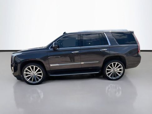 Used 2016 Cadillac Escalade Luxury AWD/4WD image 6