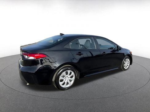 Used 2025 Toyota Corolla LE image 15