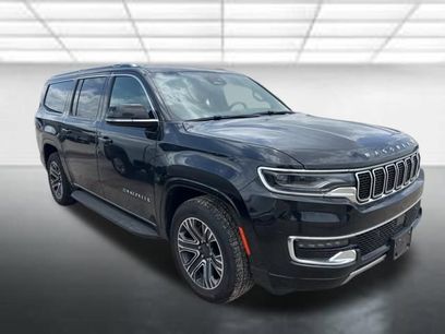 Used 2024 Jeep Wagoneer L Series II w/ Flexible Seating Group