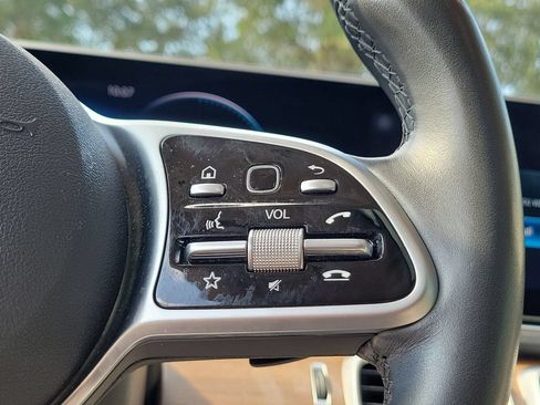 Used 2020 Mercedes-Benz GLE 450 4MATIC image 23