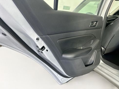 Used 2024 Nissan Altima 2.5 S FWD image 25