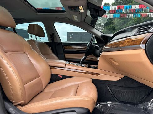 Used 2015 BMW 740i w/ Cold Weather Package RWD image 18