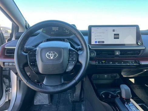 Used 2023 Toyota Prius Prime Premium image 13