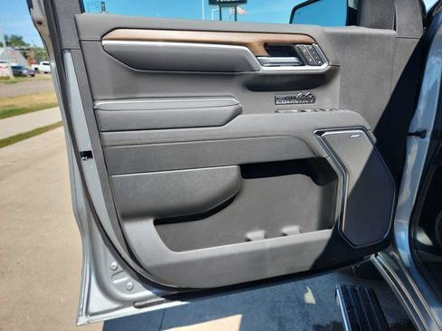 New 2026 Chevrolet Silverado 1500 High Country AWD/4WD image 13