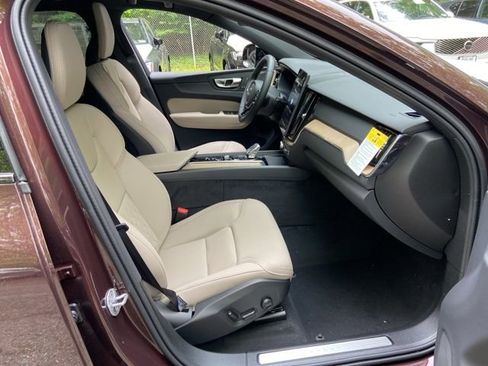 New 2026 Volvo XC60 T8 Plus AWD/4WD image 17