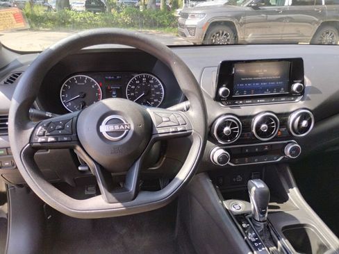 Used 2024 Nissan Sentra S FWD image 13