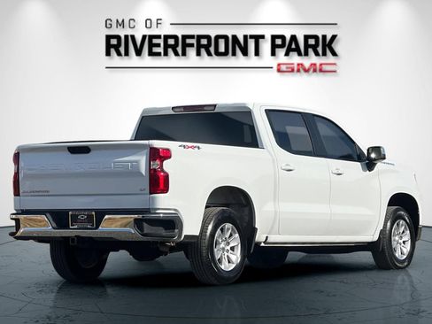 Used 2025 Chevrolet Silverado 1500 LT AWD/4WD image 4