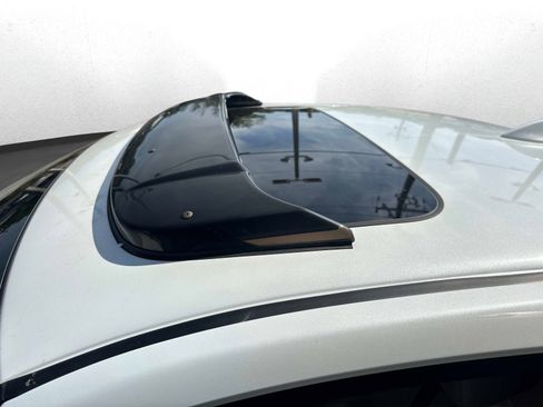 Used 2017 Honda Civic EX-L image 27