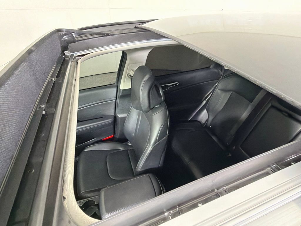 Used 2025 Kia Sportage EX w/ Premium Package FWD image 17