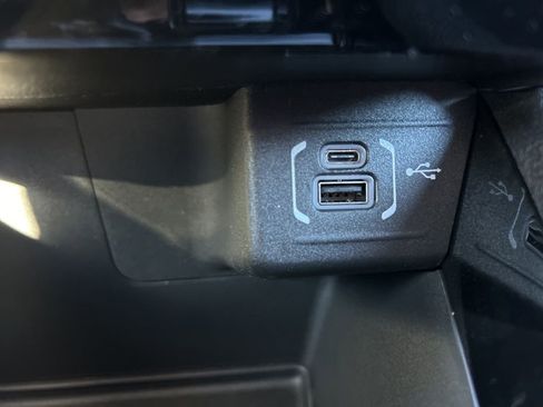 New 2026 Jeep Compass Latitude image 24