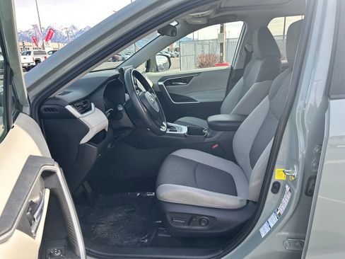 Certified 2022 Toyota RAV4 XLE w/ Convenience Package image 11