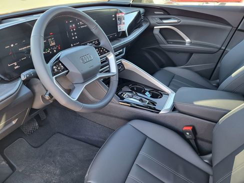 New 2025 Audi Q5 Premium Plus image 7