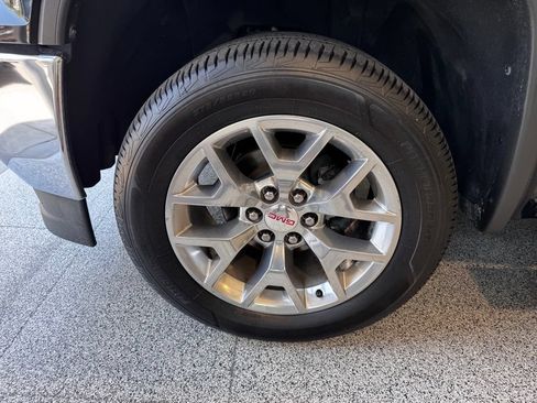 Used 2018 GMC Sierra 1500 SLT AWD/4WD image 14