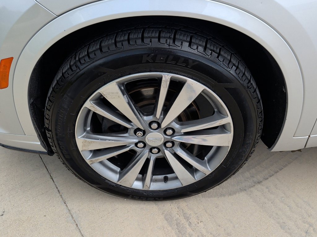 Used 2020 Cadillac XT6 Premium Luxury FWD image 48