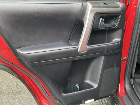 Used 2020 Toyota 4Runner SR5 Premium image 33