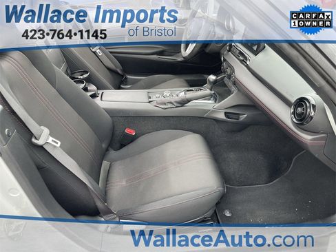 Used 2018 MAZDA MX-5 Miata Club image 27