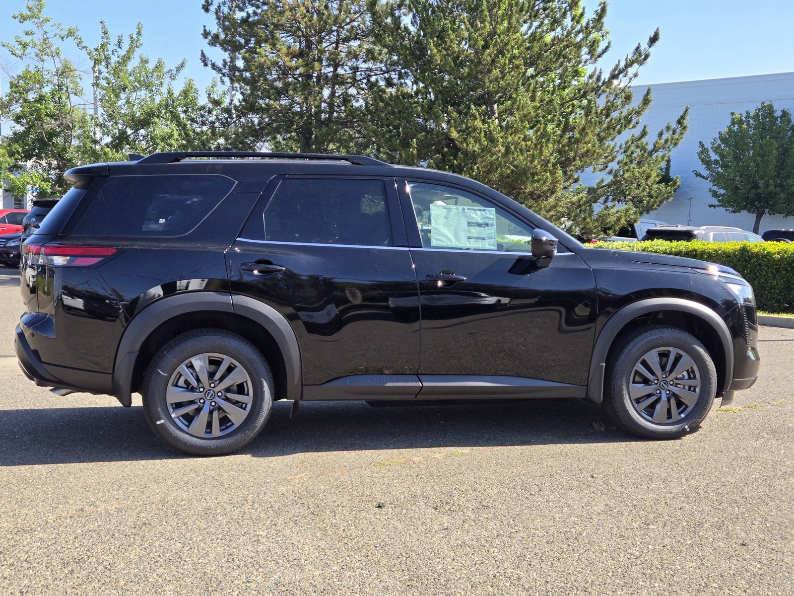 New 2026 Nissan Pathfinder SV AWD/4WD image 3