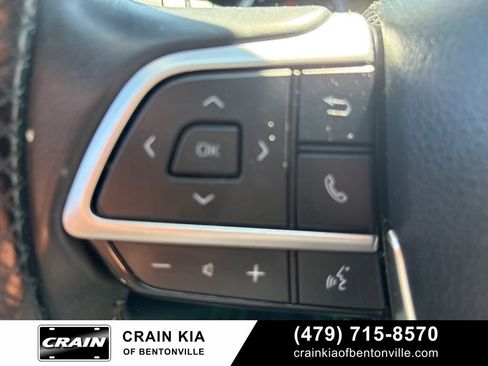 Used 2022 Toyota Highlander XLE image 31