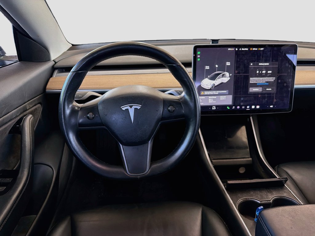 Used 2018 Tesla Model 3 Long Range RWD image 22