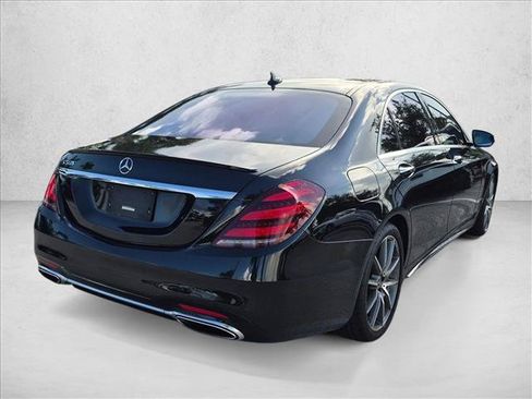 Used 2019 Mercedes-Benz S 560 Sedan image 5