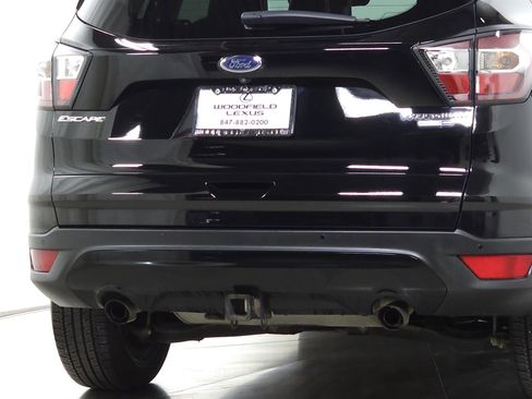 Used 2017 Ford Escape Titanium AWD/4WD image 10