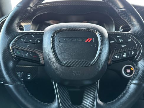 Used 2017 Dodge Charger R/T image 34