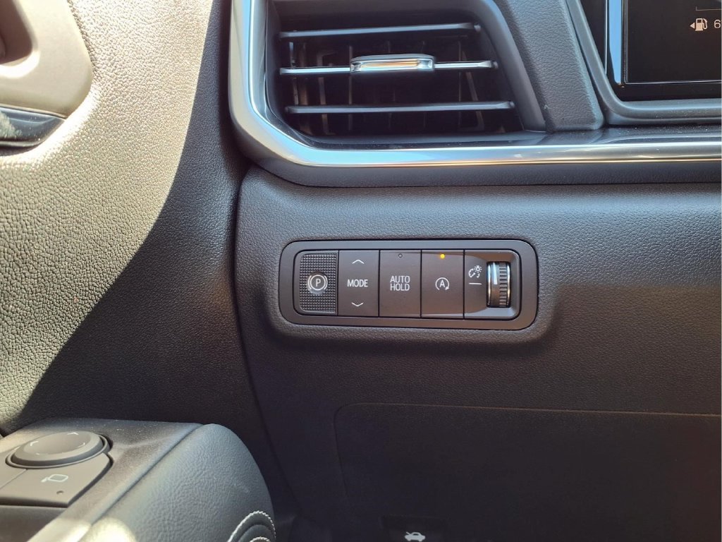 New 2027 GMC Terrain Elevation w/ LPO, Floor Liner Package FWD image 16