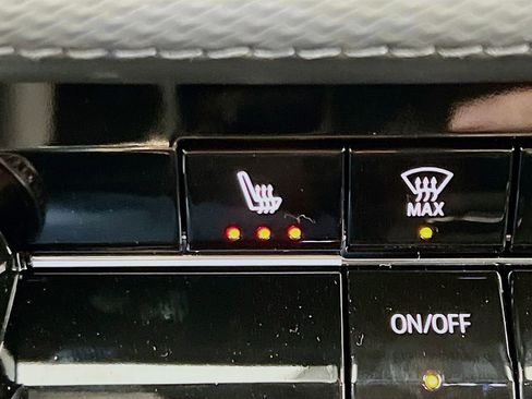 New 2026 Chevrolet Equinox LT w/ LPO, Floor Liner Package image 20