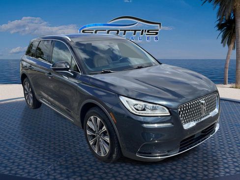 Used 2020 Lincoln Corsair Reserve w/ Equipment Group 201A image 9