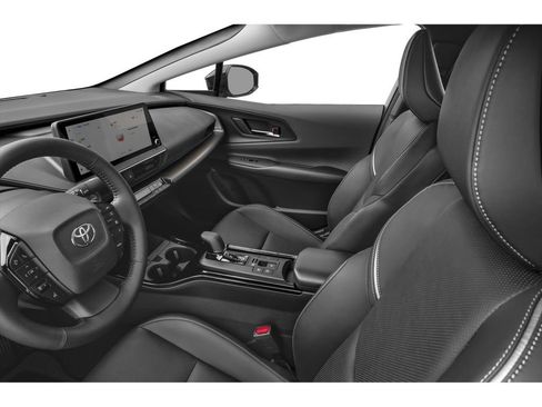 Used 2023 Toyota Prius XLE FWD image 9