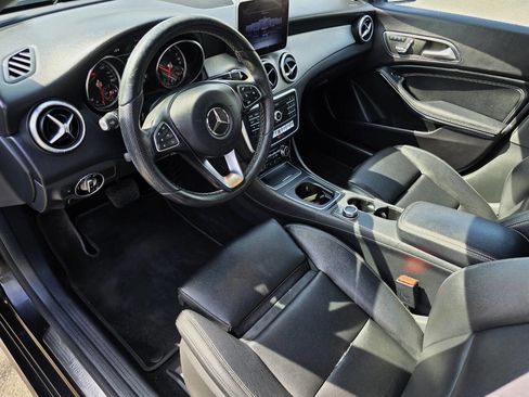 Used 2018 Mercedes-Benz CLA 250 4MATIC image 13