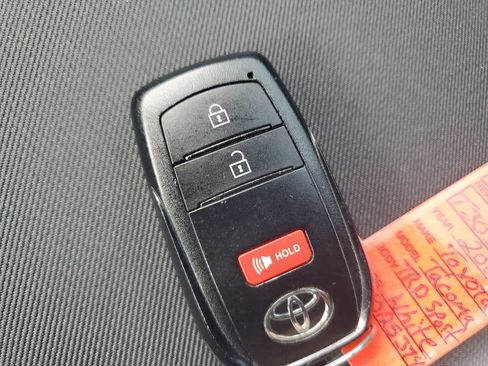 Certified 2025 Toyota Tacoma TRD Sport RWD image 2