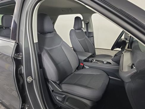 Used 2026 Ford Explorer Active AWD/4WD image 39