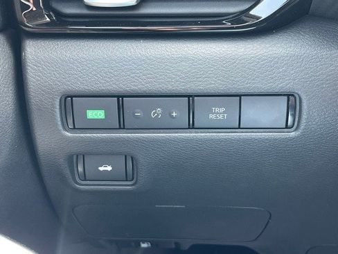 New 2025 Nissan Sentra SR w/ SR Premium Package image 27