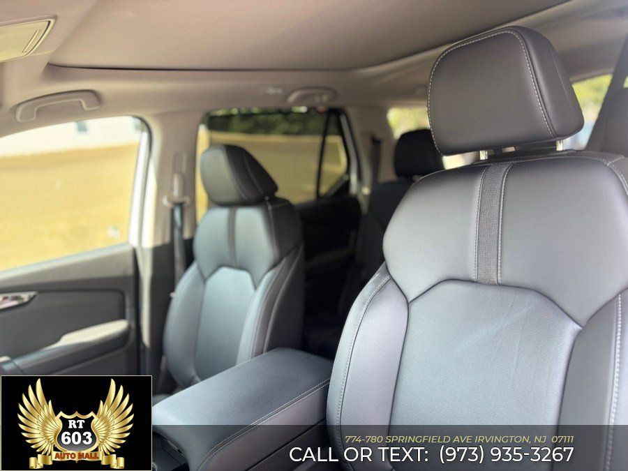 Used 2025 Honda Pilot Touring image 21