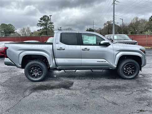 New 2026 Toyota Tacoma SR5 image 18