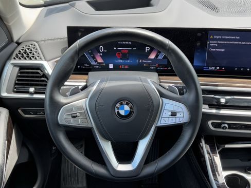 Certified 2026 BMW X7 xDrive40i w/ Executive Package AWD/4WD image 18