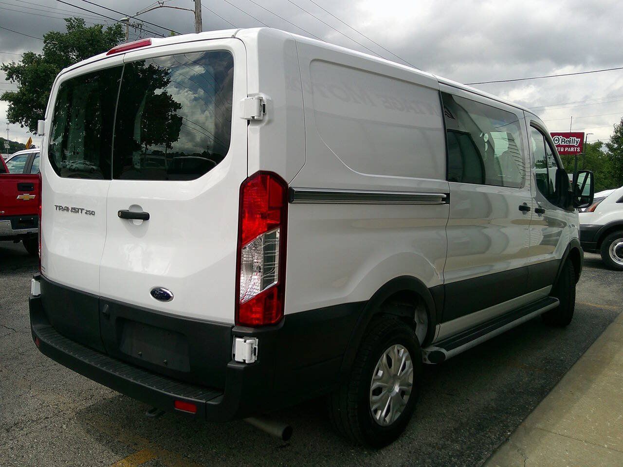 Used 2025 Ford Transit 250 Low Roof w/ Exterior Upgrade Package RWD image 5