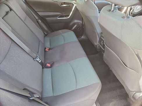 Used 2024 Toyota RAV4 XLE FWD image 25