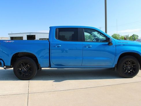 Used 2023 Chevrolet Silverado 1500 RST AWD/4WD image 4