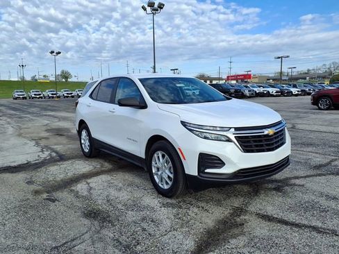 Used 2024 Chevrolet Equinox LS w/ LS Convenience Package FWD image 6