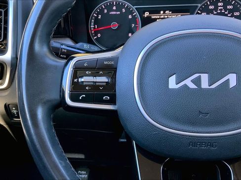 Used 2023 Kia Sorento S w/ Panoramic Sunroof Package image 23