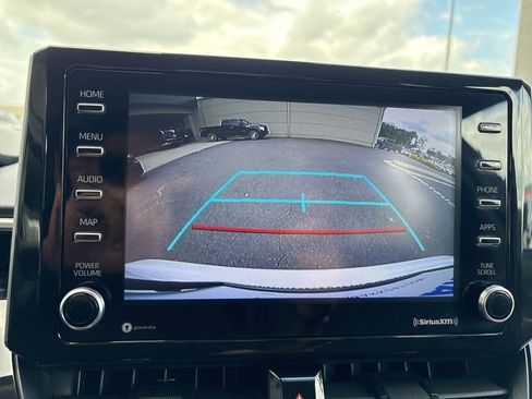 Used 2021 Toyota Corolla LE FWD image 20