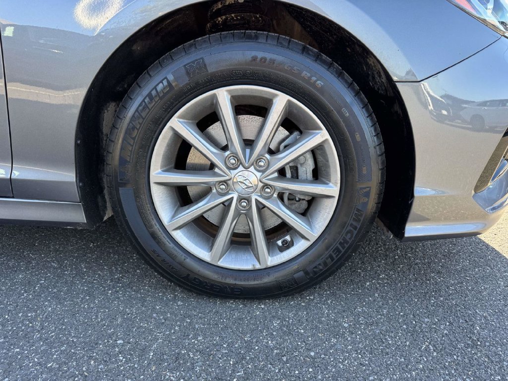 Used 2019 Hyundai Sonata ECO FWD image 9