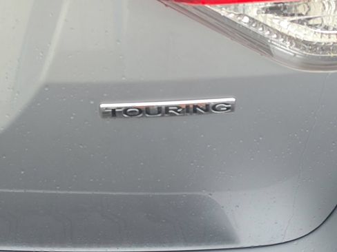 Used 2017 Honda Odyssey Touring image 7